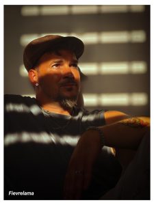 Mickael, photographe Fievrelama à Néfiach